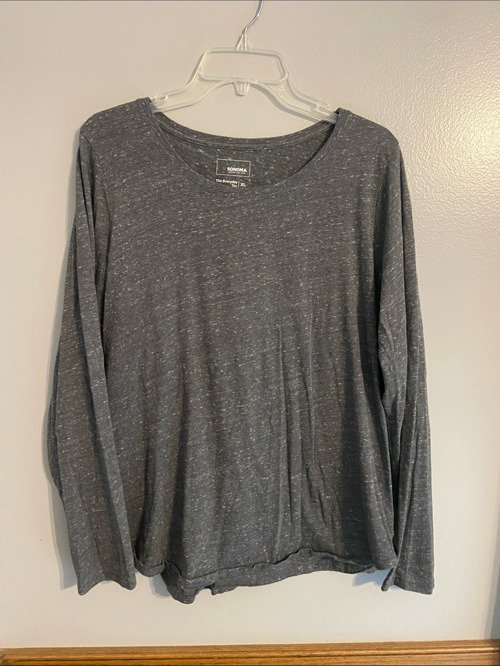 Sonoma Women’s Long-Sleeve Crewneck Top - Heather Charcoal Gray